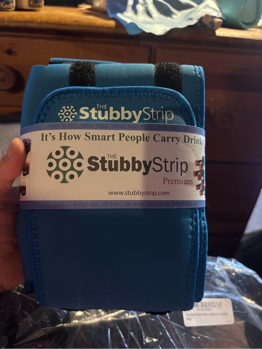 Stubby Strip Premium, which is an insulated neoprene drink carrier